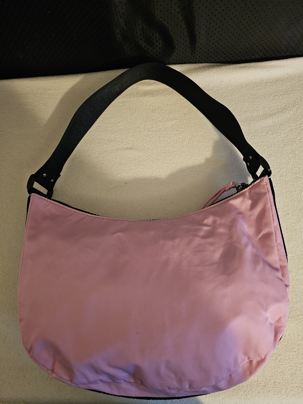 Lauren Ralph Lauren Pink Shoulder Bag with Black Strap and Buckle. - Picture 4 of 11
